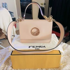 FENDI KANI I SHOULDER BAG